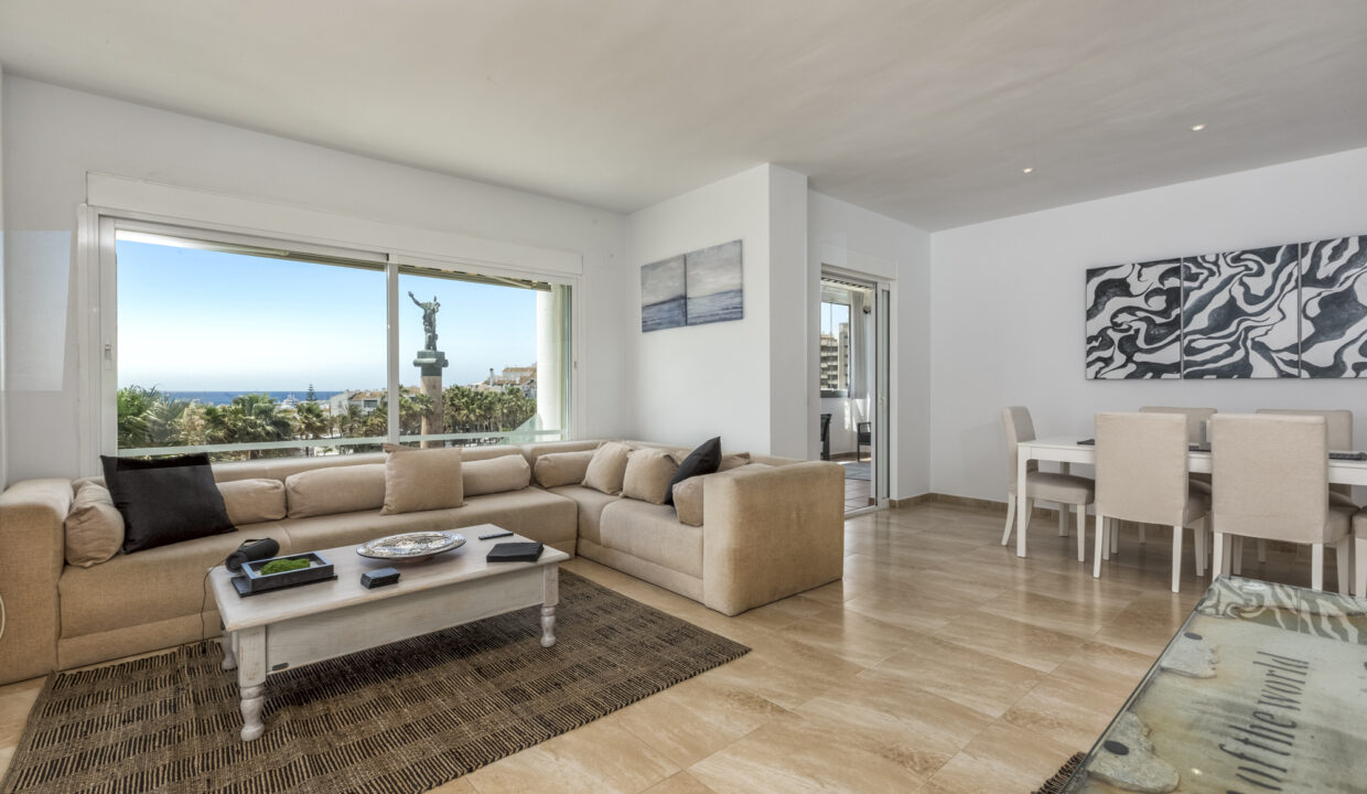 3 Beachfront apartment in Puerto Banus, Playa Rocio, Marbella - Jacques Olivier Marbella