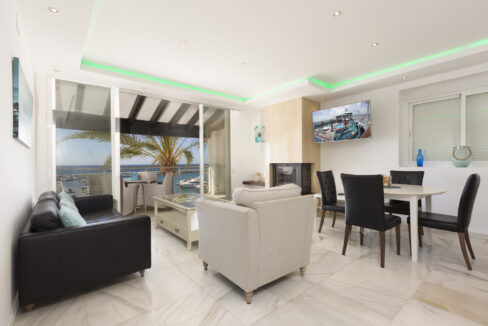 VFirst Line Luxury Apartment in Puerto Banus - Jacques Olivier Marbella