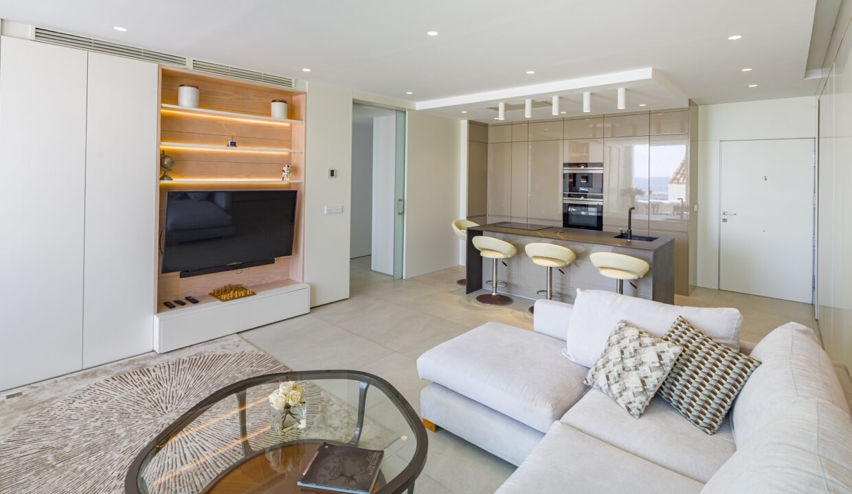 Living room3 2 bedroom apartment for rent in Puerto Banus, beachside, sea views, Marbella, Costa del Sol