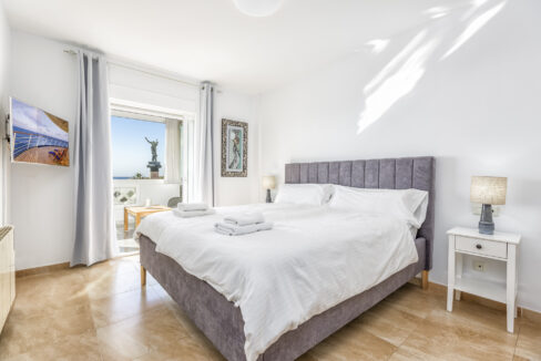 Apartment for rental in Playa Rocio, Puerto Banus Marbella- Jacques Olivier Marbella