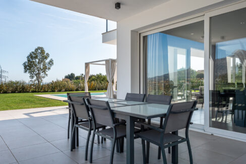 4 bedroom villa with sea & golf views for sale in Marbella - Jacques Olivier Marbella
