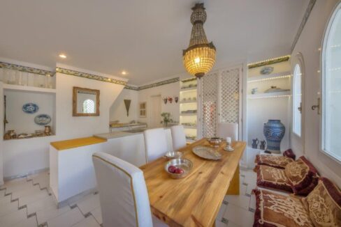 dining area in kitchen - MARBELLA HILL CLUB, EXCLUSIVE LOCATION