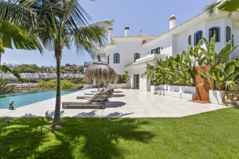Renovated 5 bedroom villa for sale in Benahavis - Jacques Olivier Marbella