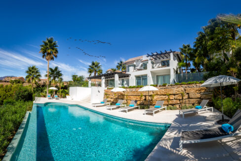 Villa Cinco Rosas : Luxury Holiday Home  - Jacques Olivier Marbella