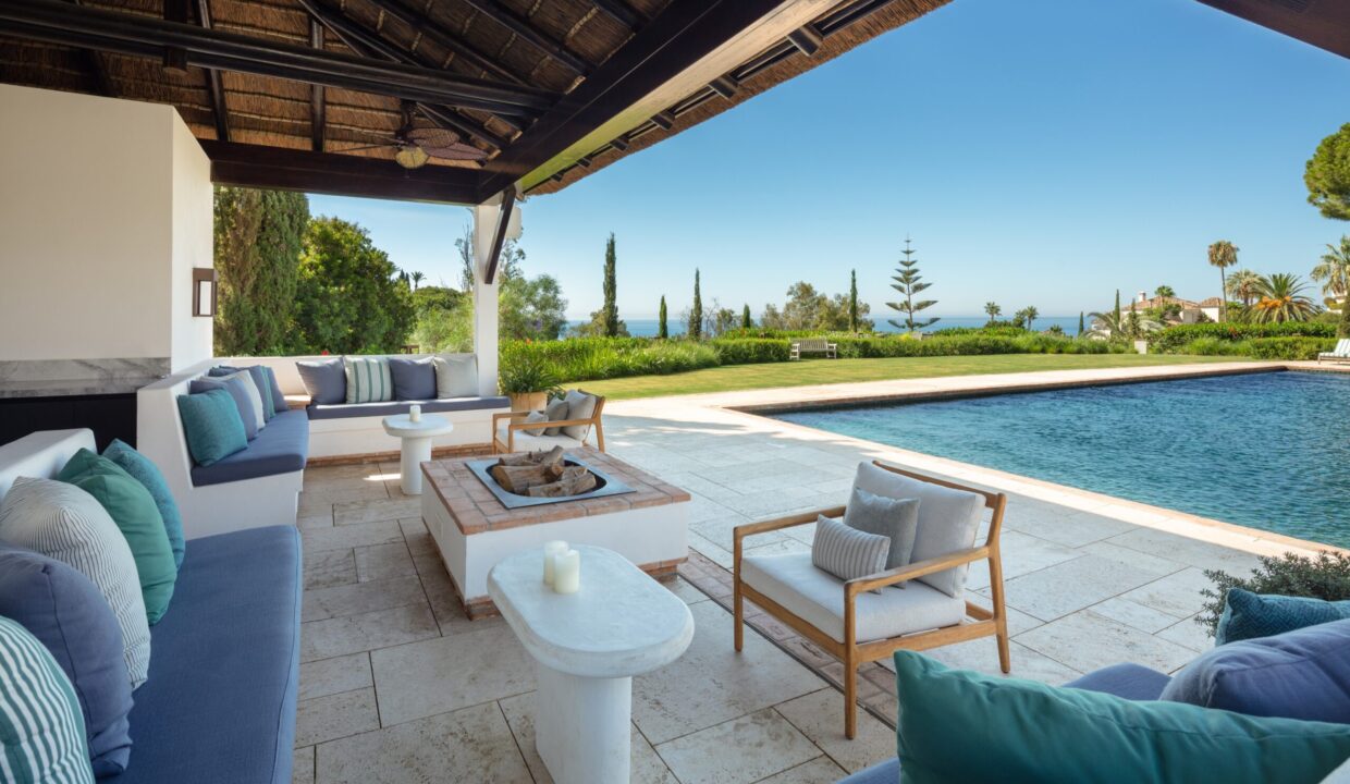 16 bedrooms Villa for sale in The Golden Mile, Marbella 10