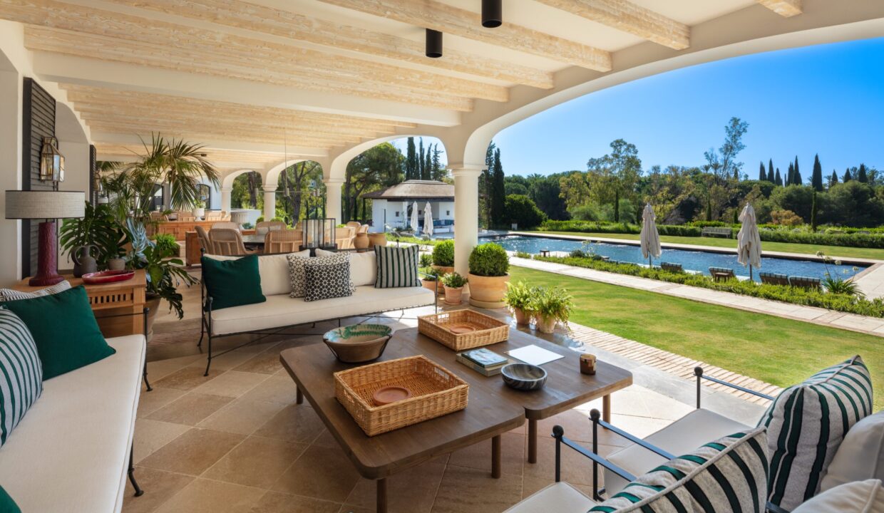 16 bedrooms Villa for sale in The Golden Mile, Marbella 9