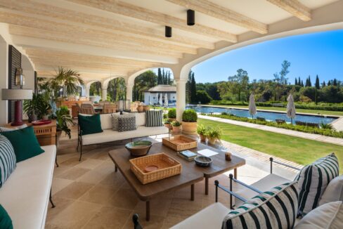 16 bedrooms Villa for sale in The Golden Mile, Marbella 9