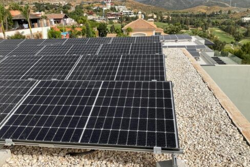 370 New solar panels 1 - Villa for Sale in Nueva Atalaya (Estepona) - by Jacques Olivier Marbella