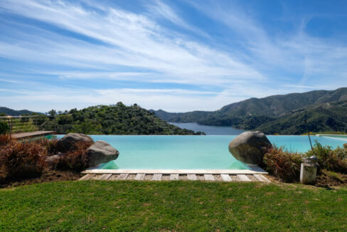 pool - Villa for Sale in Istan with sea and lake views - Jacques Olivier Marbella