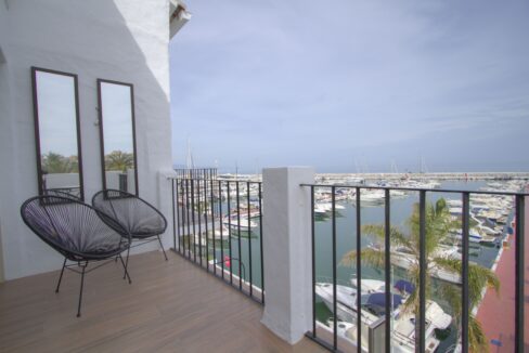 Puerto Banus Front Line duplex Penthouse with 2 terraces and panoramic sea views - apartment for sale by Jacques Olivier Marbella