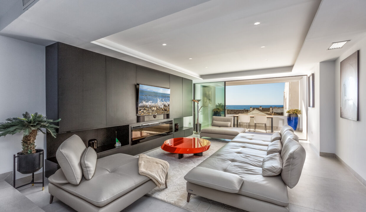 Luxury Honeymoon Apartment in Puerto Banus Marbella - Jacques Olivier Marbella