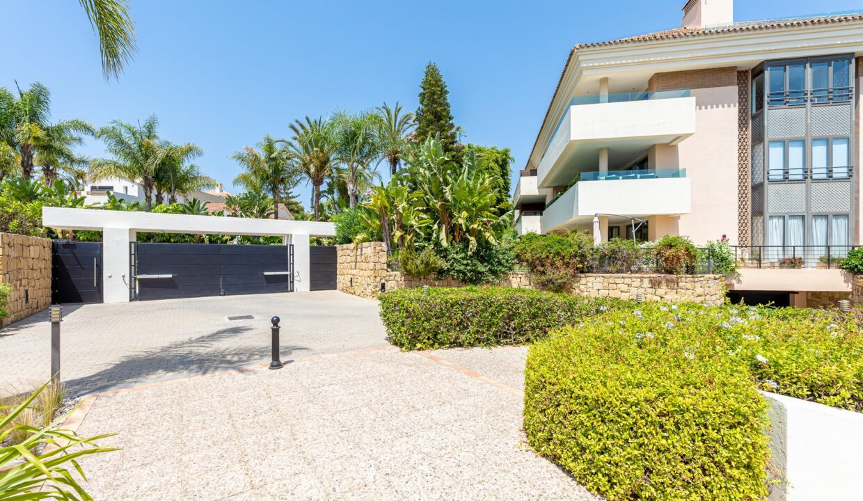 Sales and Rentals - Jacques Olivier Marbella