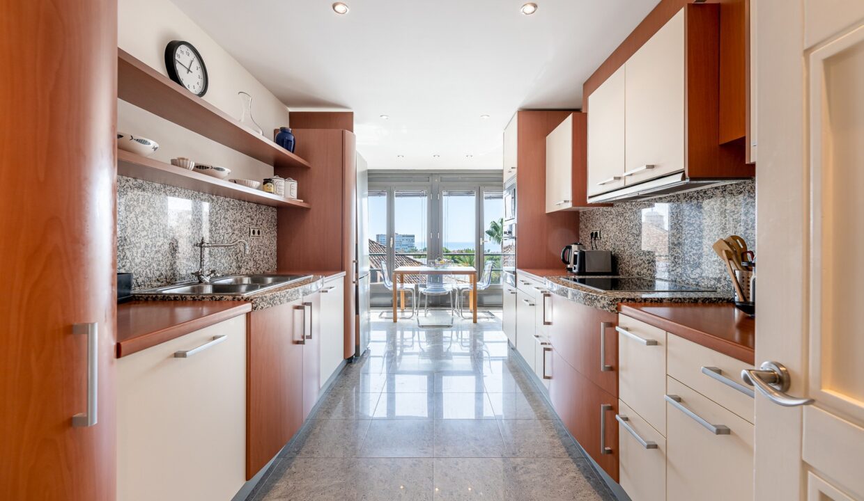 Sales and Rentals - Jacques Olivier Marbella