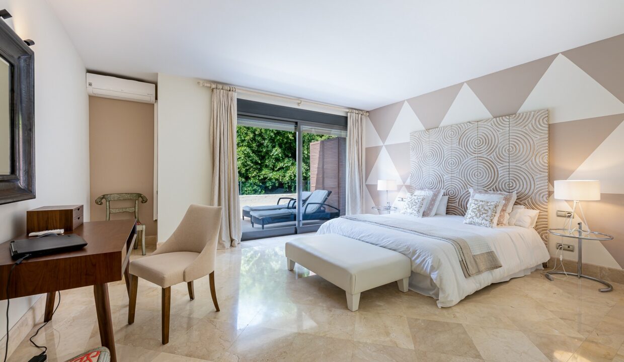 Sales and Rentals - Jacques Olivier Marbella
