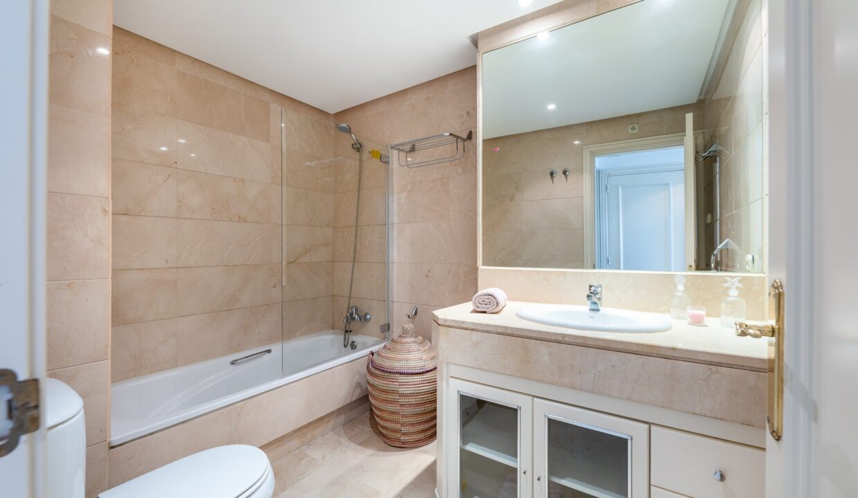 Sales and Rentals - Jacques Olivier Marbella