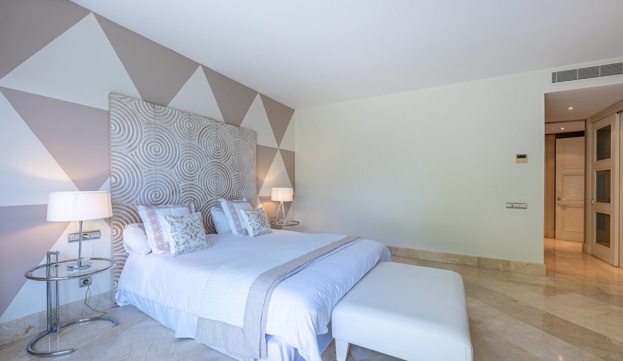 Sales and Rentals - Jacques Olivier Marbella