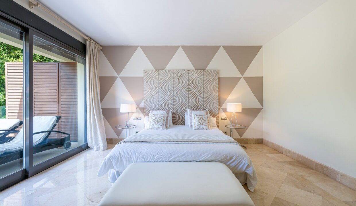 Sales and Rentals - Jacques Olivier Marbella