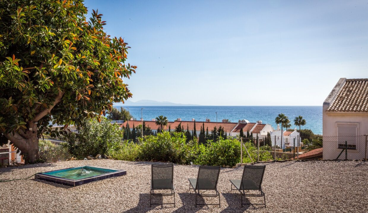 Villa by Playa de La Duquesa, Manilva - Jacques Olivier Marbella - Jacques Olivier Marbella