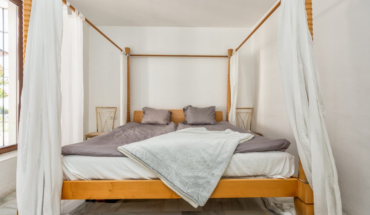 Sales and Rentals - Jacques Olivier Marbella