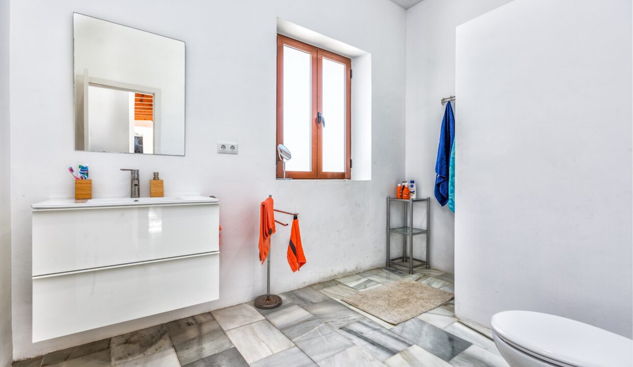 Sales and Rentals - Jacques Olivier Marbella