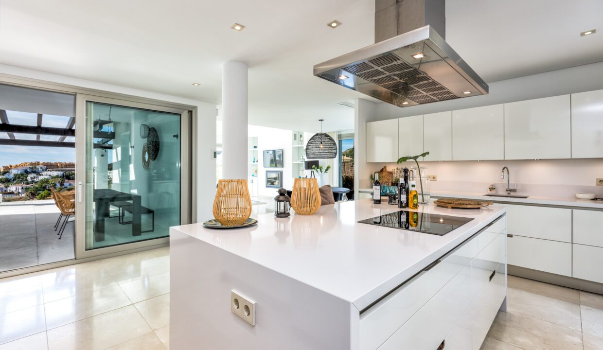 Sales and Rentals - Jacques Olivier Marbella