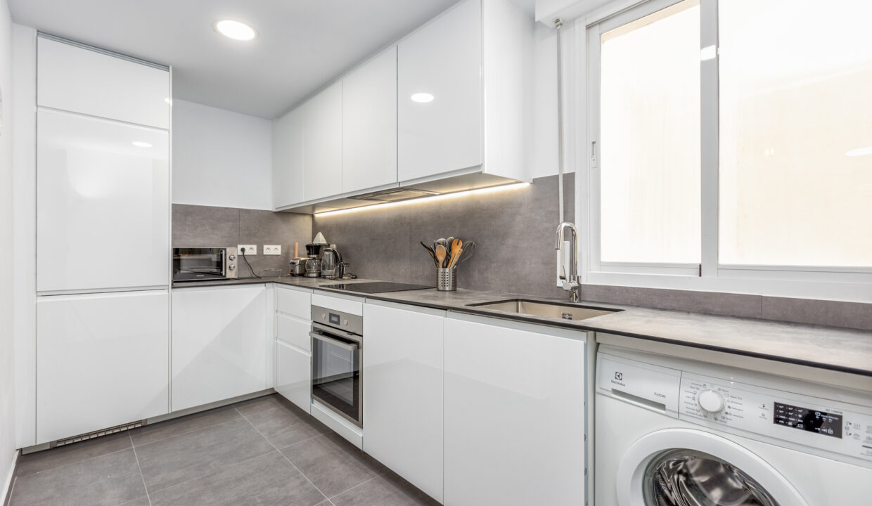 Sales and Rentals - Jacques Olivier Marbella