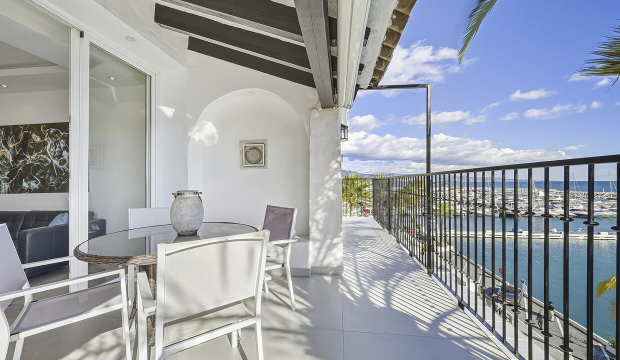 PUERTO_BANUS Holiday Rentals - Jacques Olivier Marbella