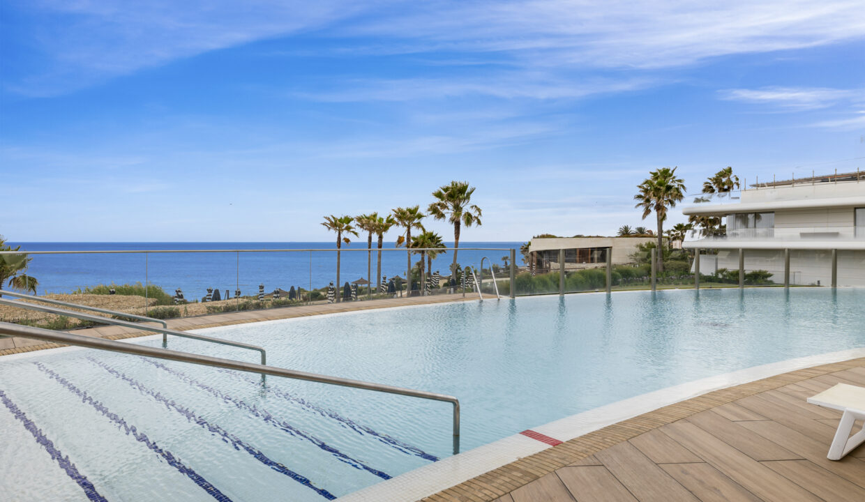 The edge - pool area with amazing sea views - Jacques Olivier Marbella