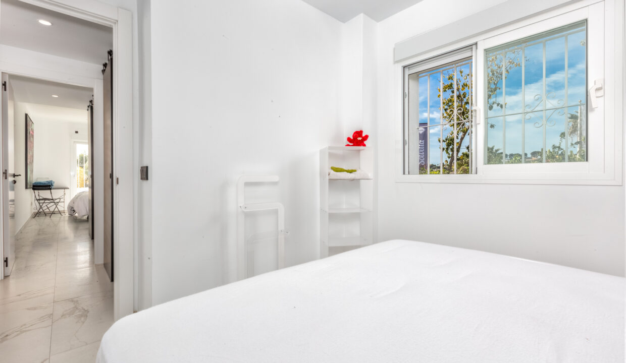 Sales and Rentals - Jacques Olivier Marbella
