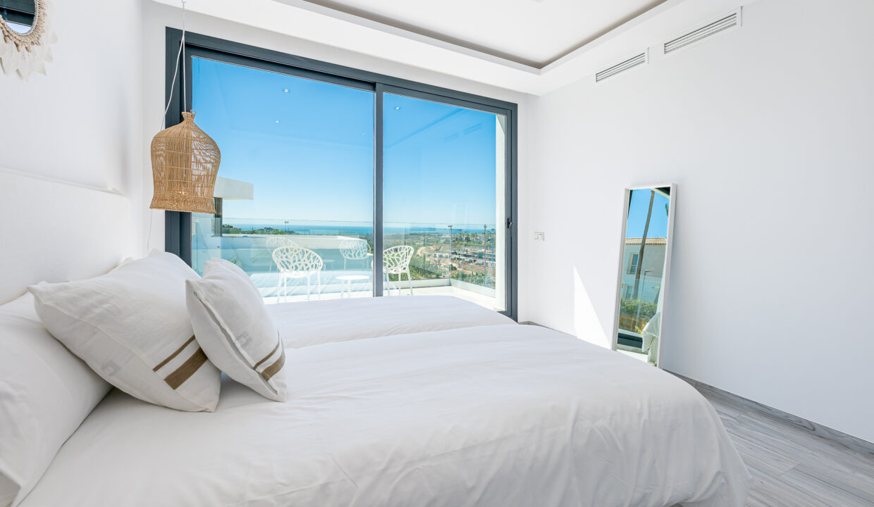 Costa del Sol Villa with Sea Views for vacations - Jacques Olivier Marbella