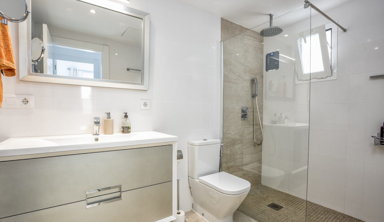 Sales and Rentals - Jacques Olivier Marbella