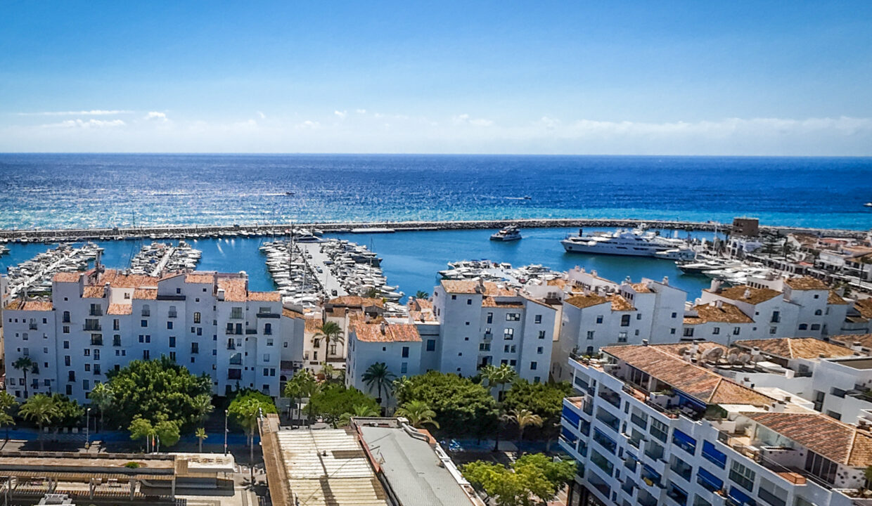 Terrazas de Banus, 3 Bed Apartment, Puerto Banus - Jacques Olivier Marbella