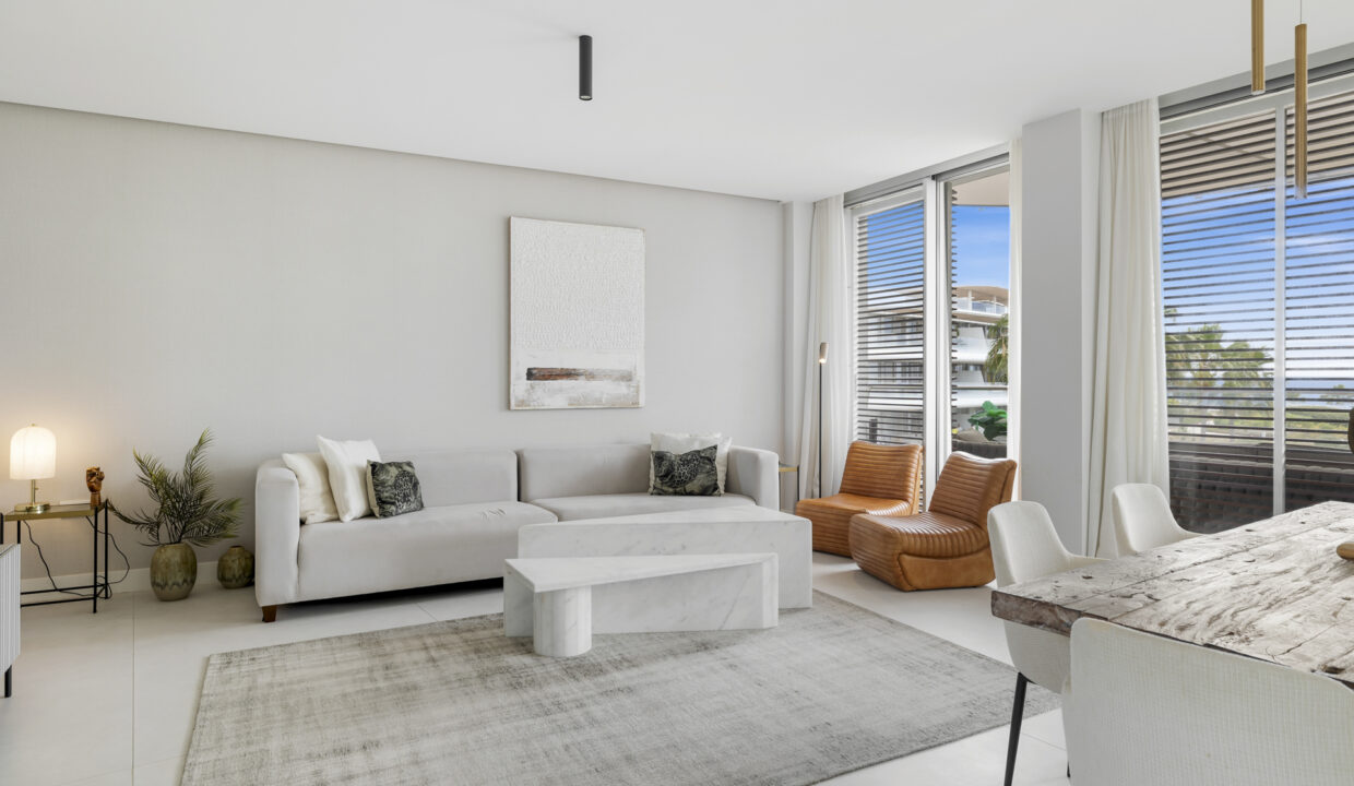 For sale Frontline Beach Apartment in The Edge, Estepona - Jacques Olivier Marbella
