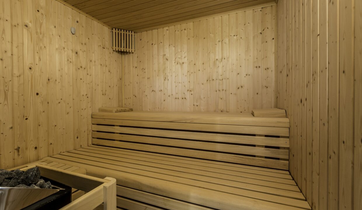 Vacation Rentals Marbella | sauna