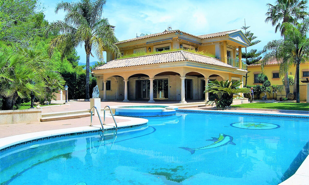 Detached Villa for sale in Málaga Mijas Costa del Sol Spain - Jacques Olivier Marbella