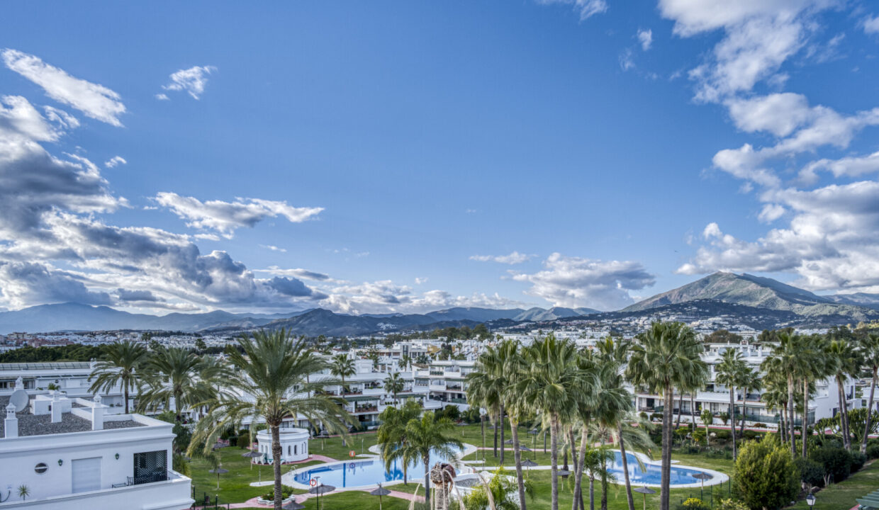 Urbanización Locrimar, Puerto Banus, Spain: Penthouse with panoramic  sea view for sale - Jacques Olivier Marbella