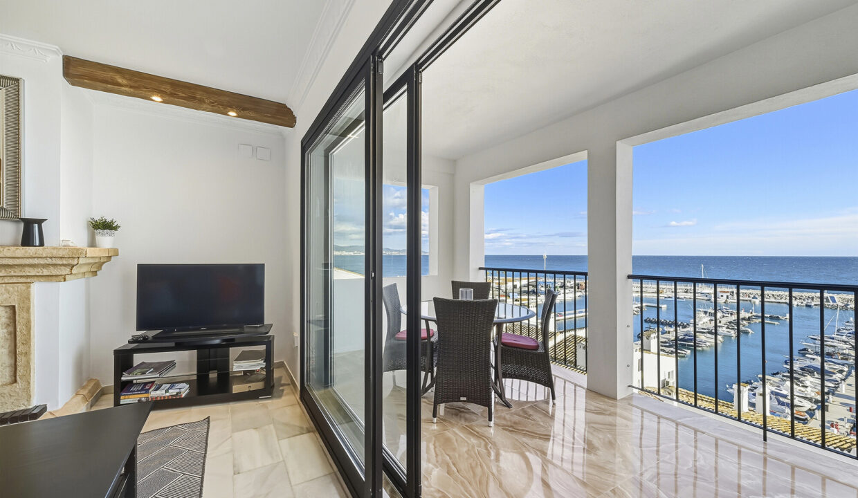 PUERTO_BANUS_2D_BY_JOM_007