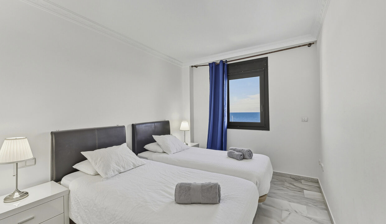 PUERTO_BANUS_2D_BY_JOM_014