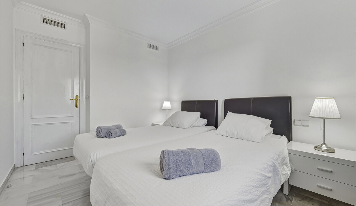 PUERTO_BANUS_2D_BY_JOM_016