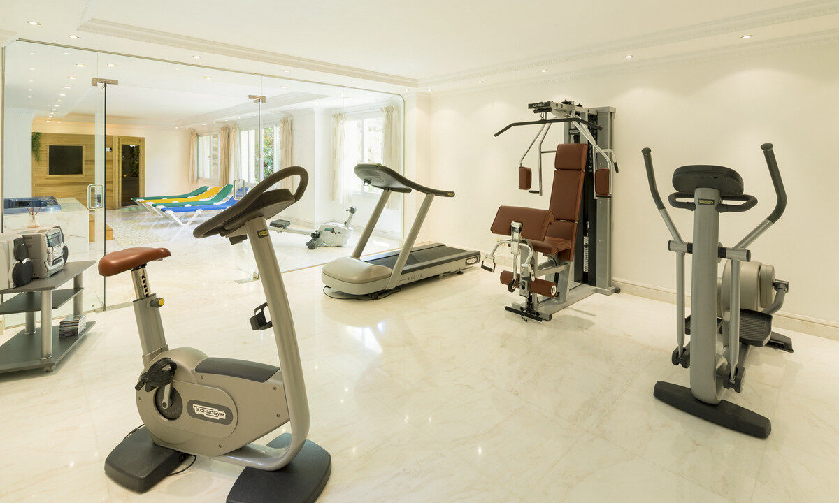 Detached Villa for sale in Málaga Sierra Blanca Costa del Sol Spain - Jacques Olivier Marbella