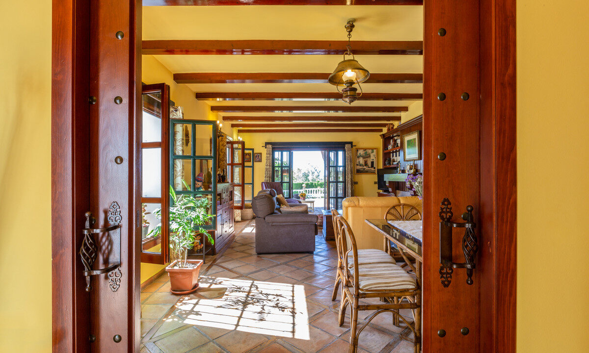 Detached Villa for sale in Málaga Elviria Costa del Sol Spain - Jacques Olivier Marbella