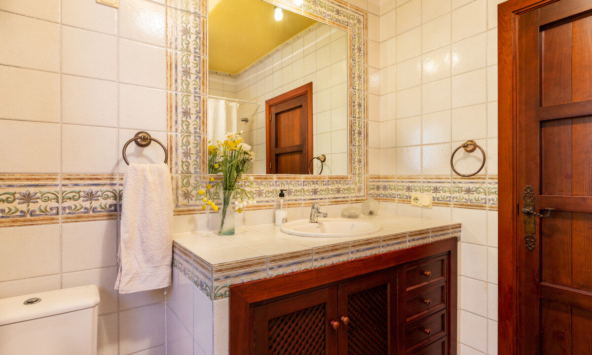 Detached Villa for sale in Málaga Elviria Costa del Sol Spain - Jacques Olivier Marbella