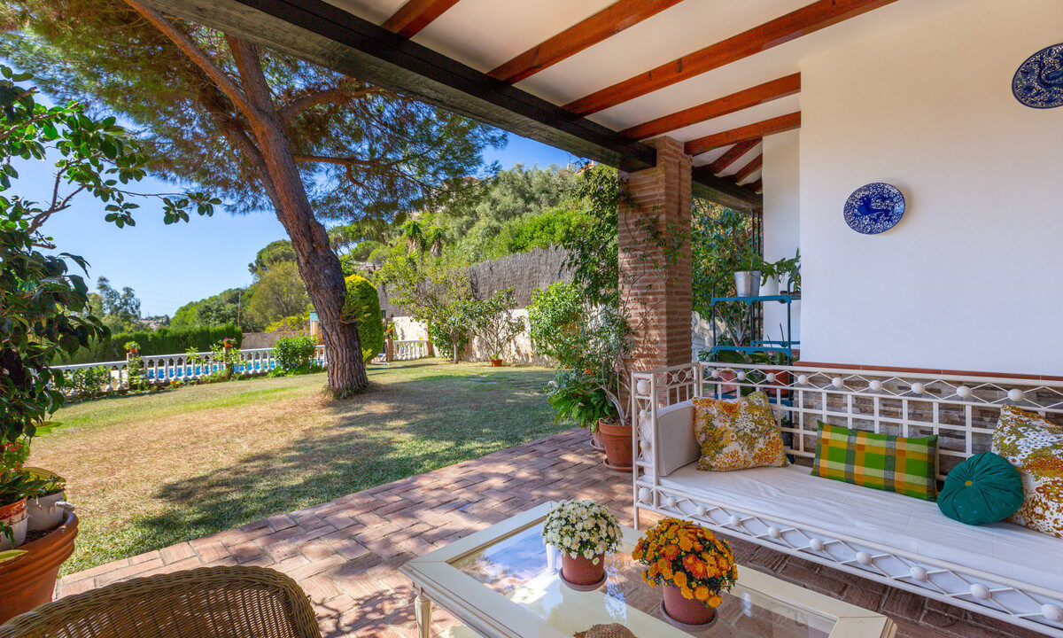 Detached Villa for sale in Málaga Elviria Costa del Sol Spain - Jacques Olivier Marbella