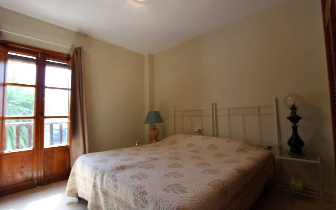 Middle Floor Apartment for sale in Málaga Estepona Costa del Sol Spain - Jacques Olivier Marbella