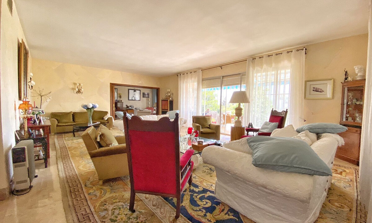 Detached Villa for sale in Málaga Marbella Costa del Sol Spain - Jacques Olivier Marbella