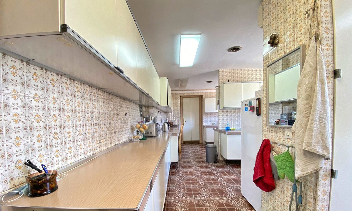 Detached Villa for sale in Málaga Marbella Costa del Sol Spain - Jacques Olivier Marbella