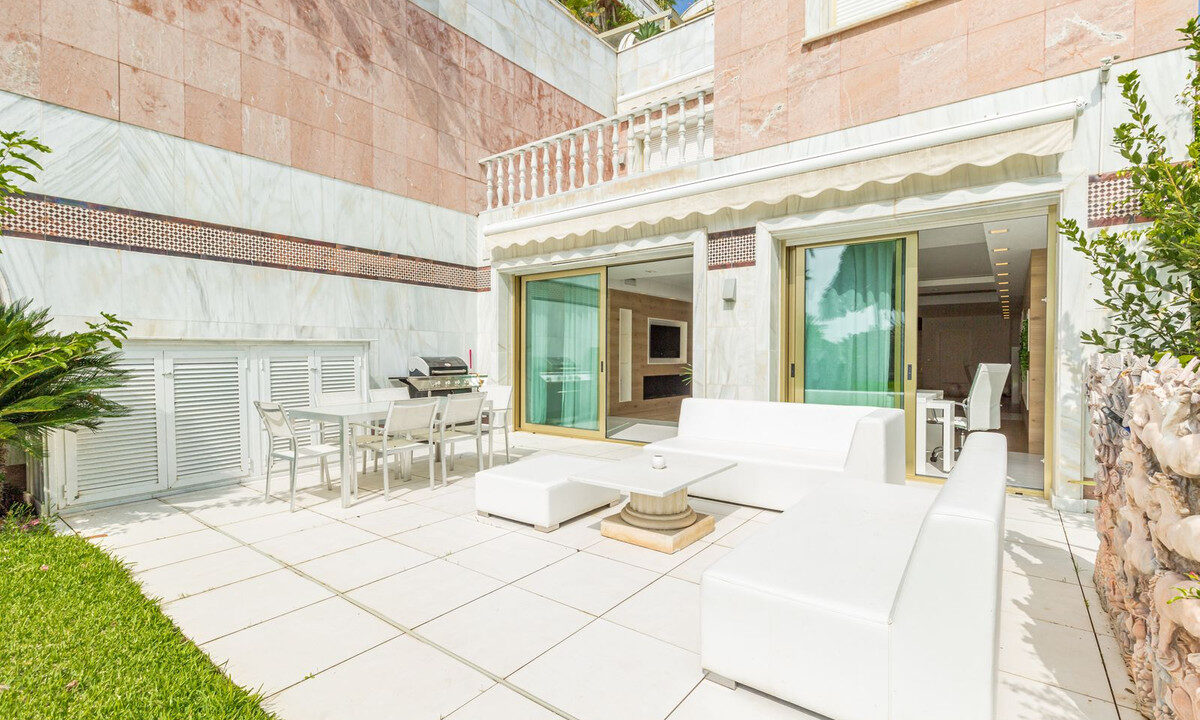 Ground Floor Apartment for sale in Málaga Puerto Banús Costa del Sol Spain - Jacques Olivier Marbella