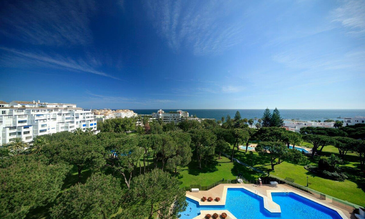 Penthouse for sale in Málaga Puerto Banús Costa del Sol Spain - Jacques Olivier Marbella