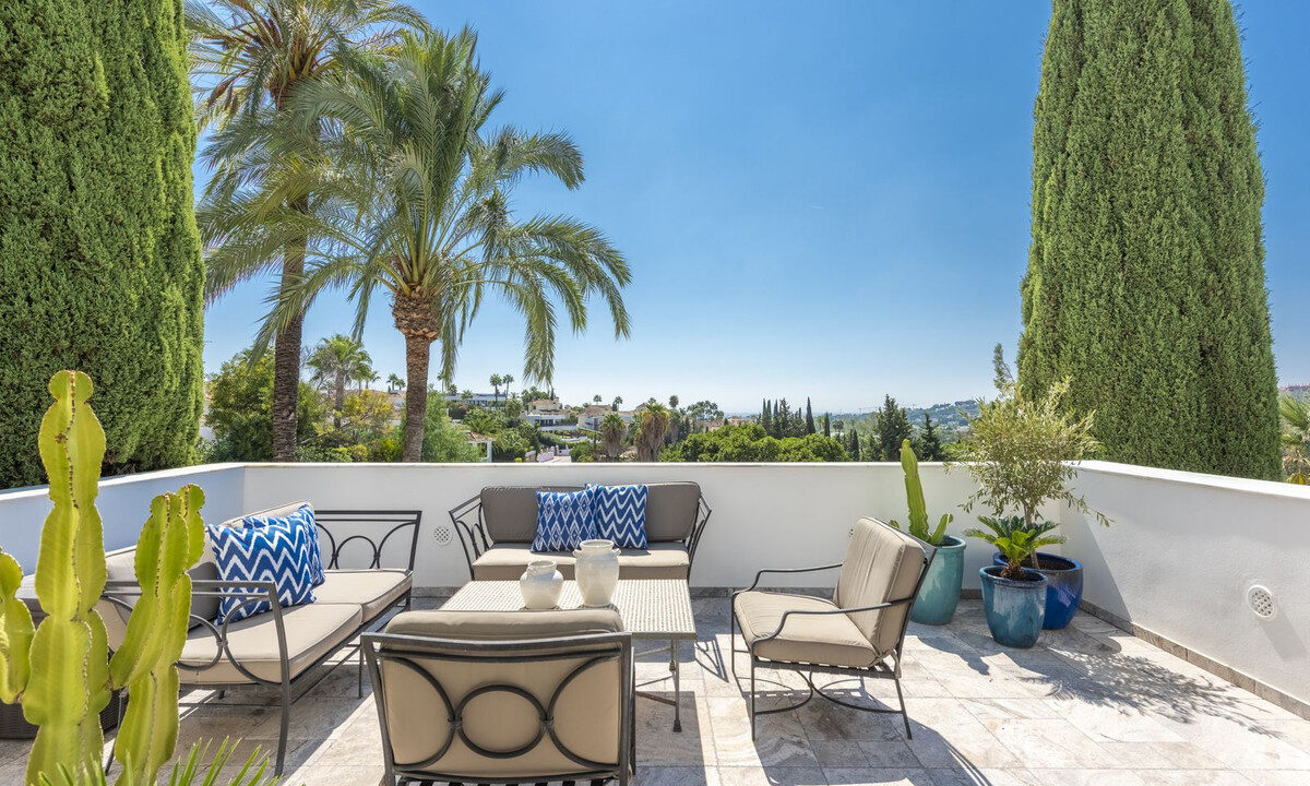 Detached Villa for sale in Málaga Nueva Andalucía Costa del Sol Spain - Jacques Olivier Marbella