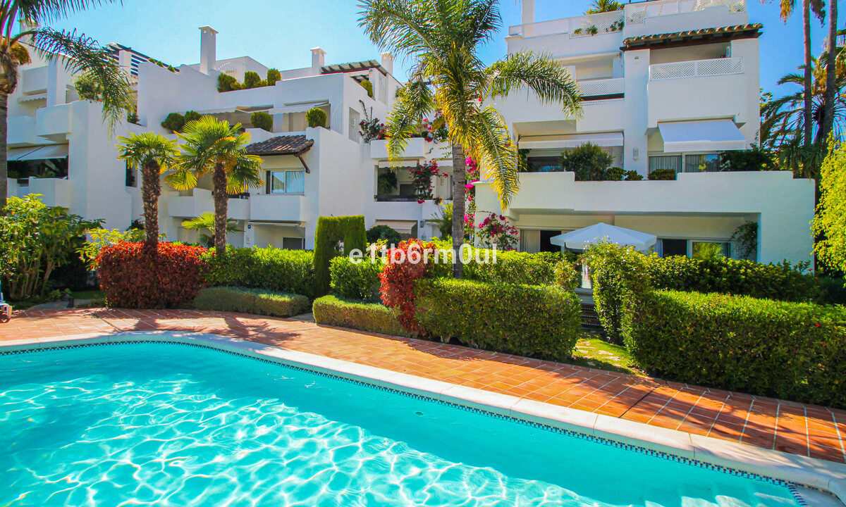 Ground Floor Apartment for sale in Málaga The Golden Mile Costa del Sol Spain - Jacques Olivier Marbella